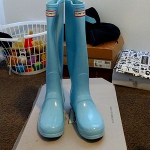 Women hunter rain boots, size 11 light blue, slightly worn.